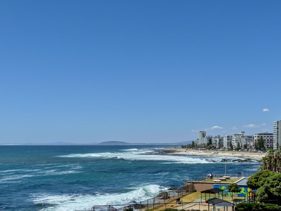 To Let 2 Bedroom Property for Rent in Sea Point Western Cape